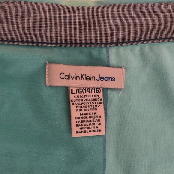 Boys Calvin Klein short sleeve button up - Picture 2 of 8